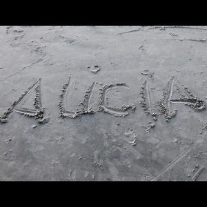 Meet your Posher, Alicia